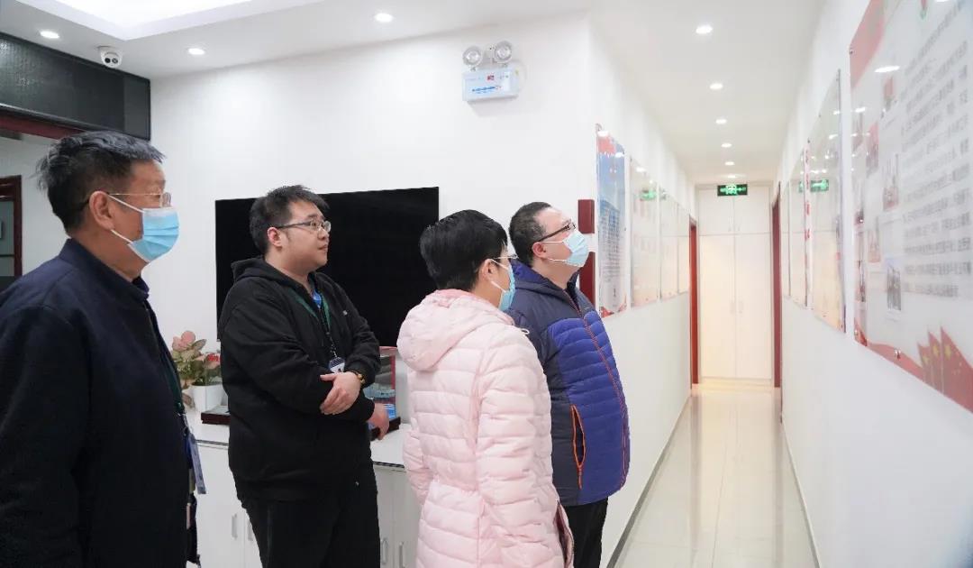 北京市社会组织管理中心基金会处靳海舟老师到访我会指导工作