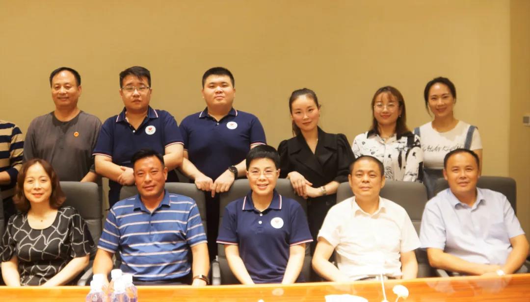 蔡秘书长一行赴人民国肽集团有限公司洽谈工作