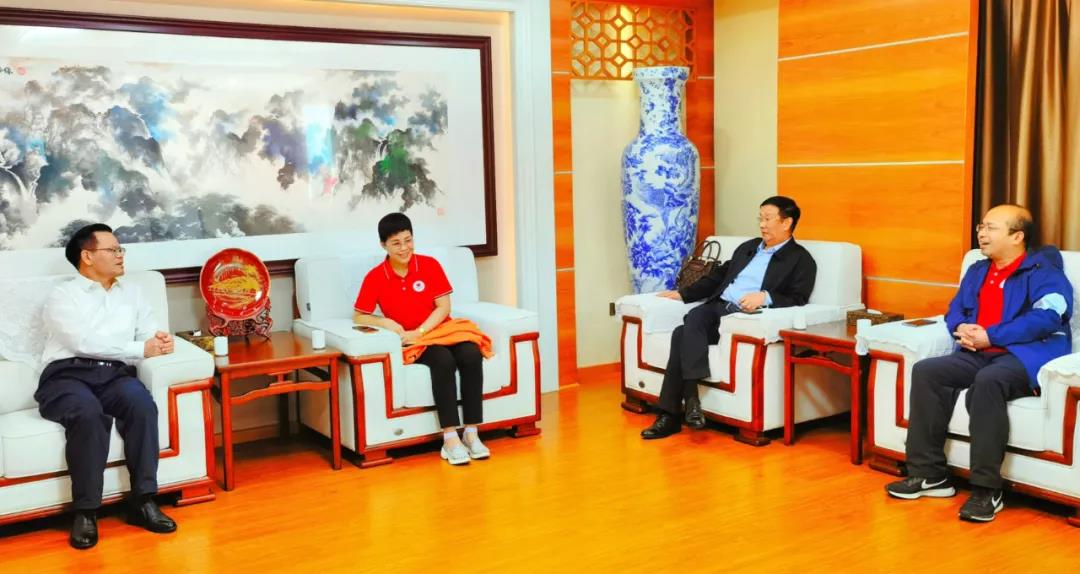 情系“世界客都”，助力基层医疗 | 蔡秘书长赴广东梅州市政府座谈交流