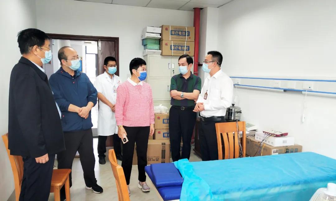 用心守护基层健康！蔡秘书长赴广东梅州市石扇镇卫生院考察交流