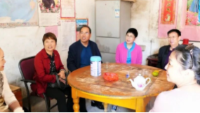大爱无疆，臻情致远，脱贫攻坚歌声嘹亮，我们永远在路上！